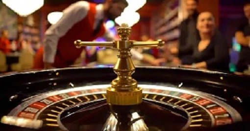 Kompetisi multiplayer dengan pemain lain dalam Street Racing Game